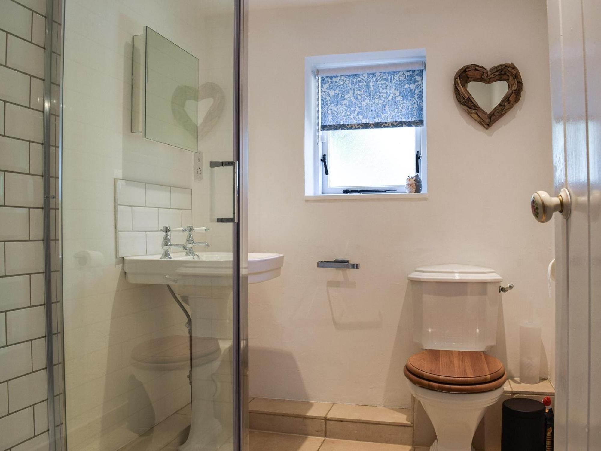 Wayside Cottage Adstock Dış mekan fotoğraf
