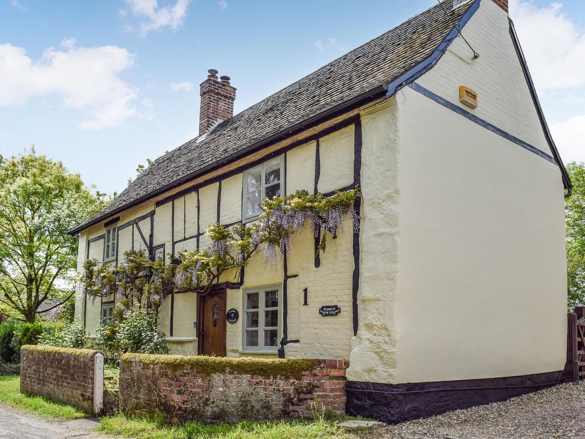 Wayside Cottage Adstock Dış mekan fotoğraf